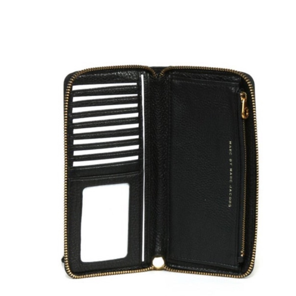Marc by Marc Jacobs Wallet - Picture 2 of 9